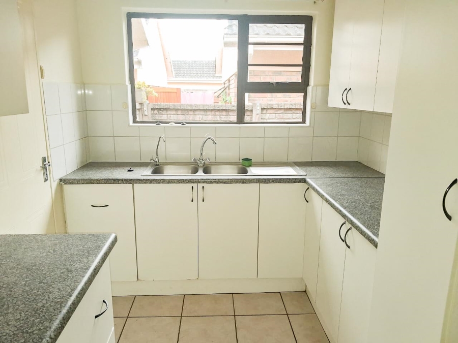 To Let 2 Bedroom Property for Rent in Gonubie Eastern Cape